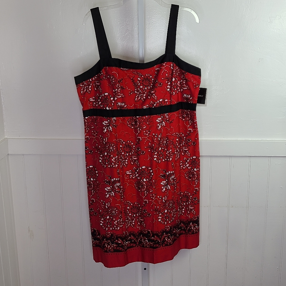 Sag Harbor Red & Black Floral Cotton Dress | 16 P